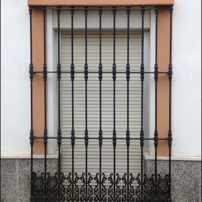 Rejas, balcones, verjas y puertas