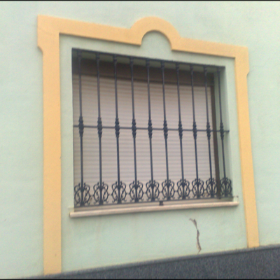 Rejas, balcones, verjas y puertas