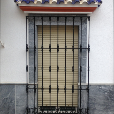 Rejas, balcones, verjas y puertas