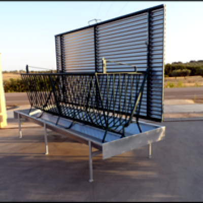 Comedero vacuno rejilla reforzada (con o sin techo)