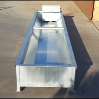 Bebedero ovino galvanizado 600 l